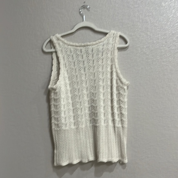 Lane Bryant Sleeveless V-Neck Pointelle Sweater Size 14/16 - Picture 10 of 11